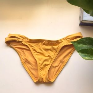 Oneill Saltwater Solids bikini bottoms, size S